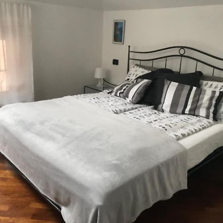Apartament Antico Borgo Desenzano del Garda Zewnętrze zdjęcie