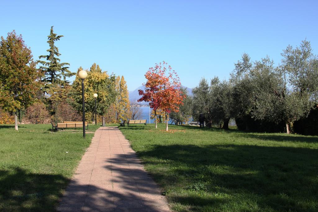 Apartament Antico Borgo Desenzano del Garda Pokój zdjęcie